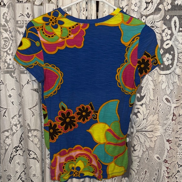Lilly Pulitzer Blue Floral Short Sleeve Top - Picture 5 of 7